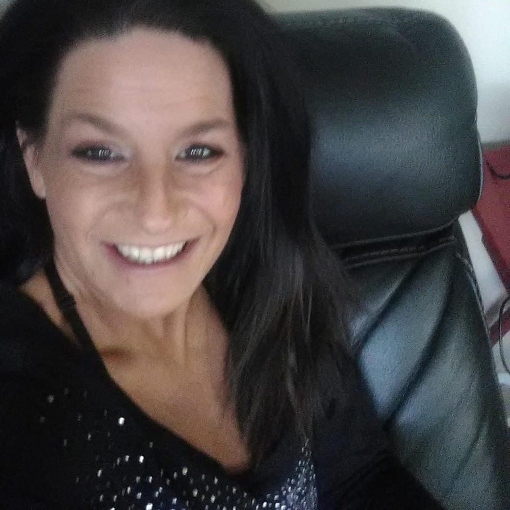 Meet your Posher, Laurie